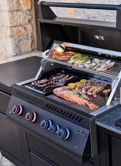 BIG32RBPMK-1-BBQ-4-4 Asador Gas Napoleón Empotrable Negro Serie 700 - BIG32RBPMK-1